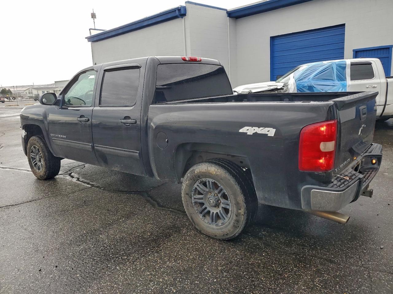 2009 CHEVROLET SILVERADO K1500 photo 3
