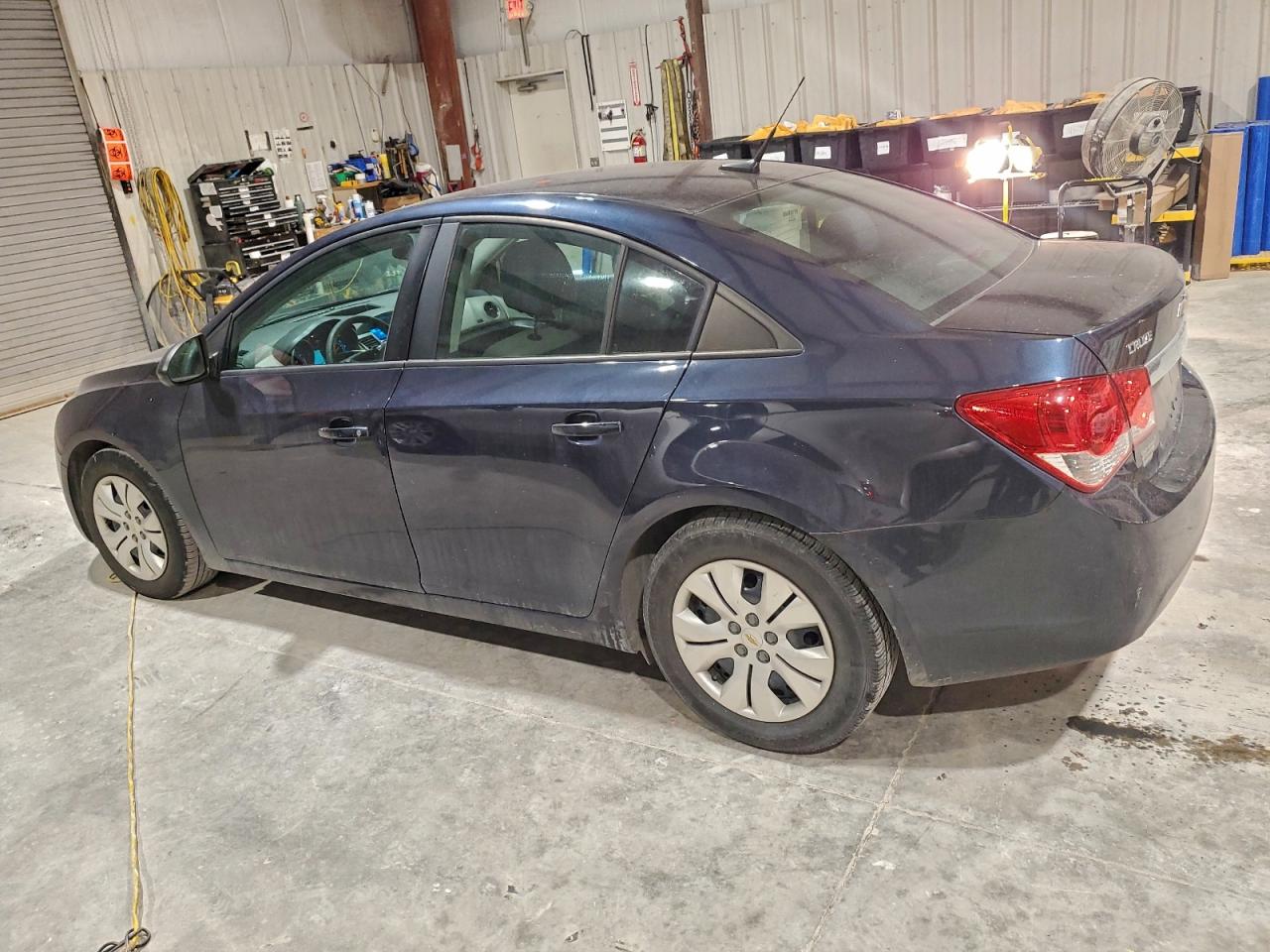 2014 CHEVROLET CRUZE LS photo 4