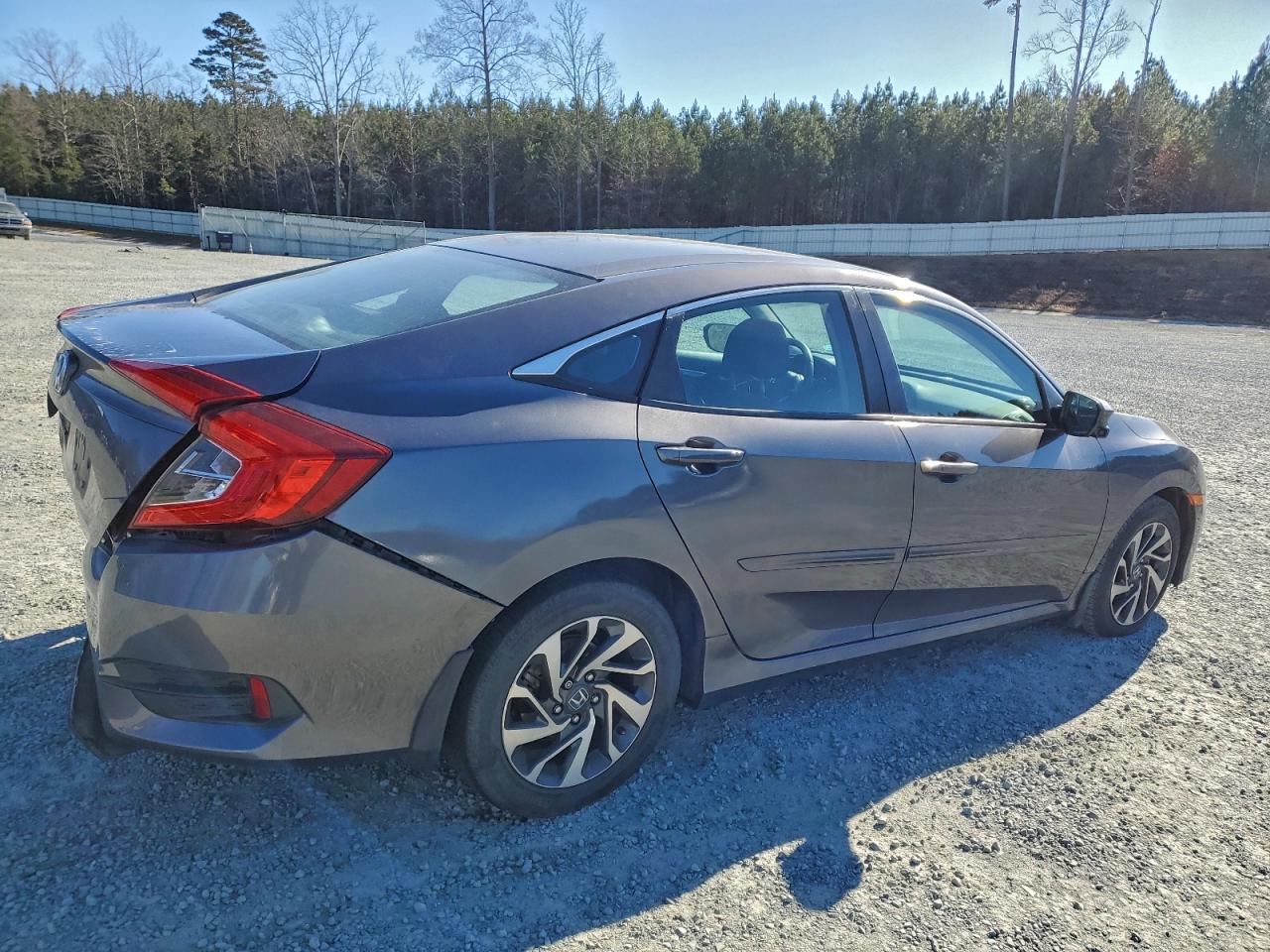 2016 HONDA CIVIC EX photo 3