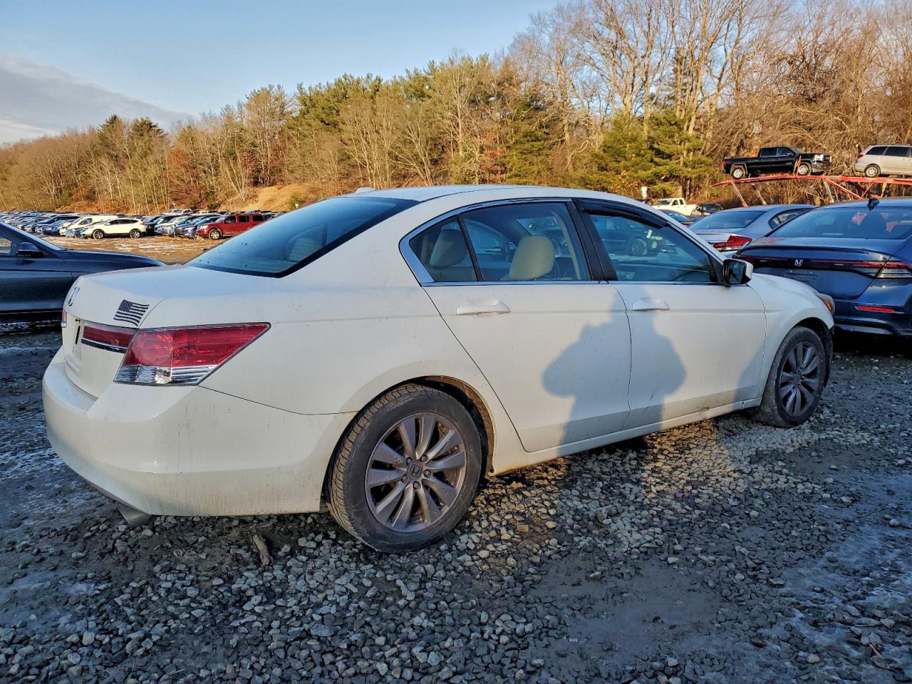 2011 HONDA ACCORD EXL photo 3