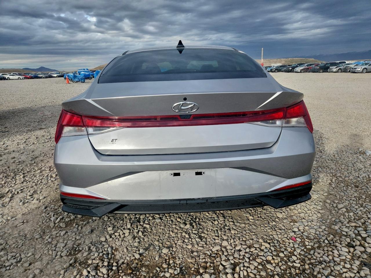 2023 HYUNDAI ELANTRA SEL photo 6