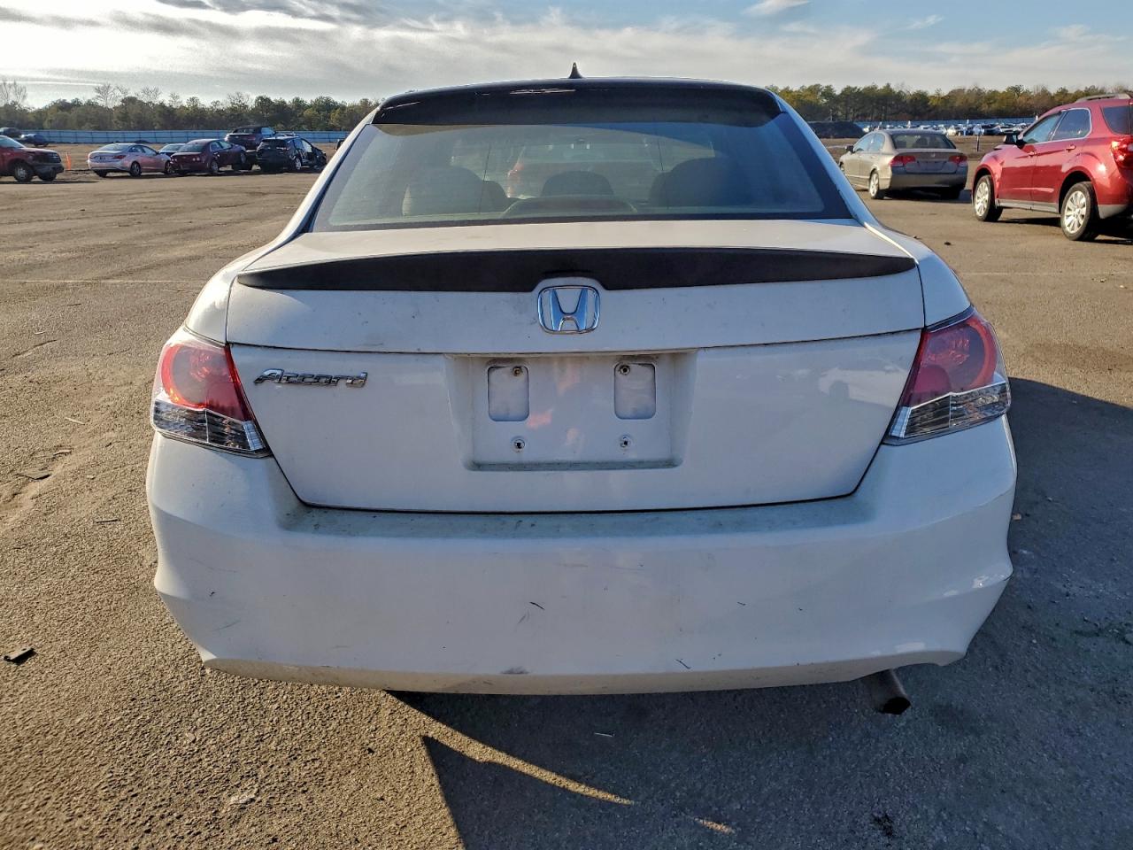 2008 HONDA ACCORD LX photo 6