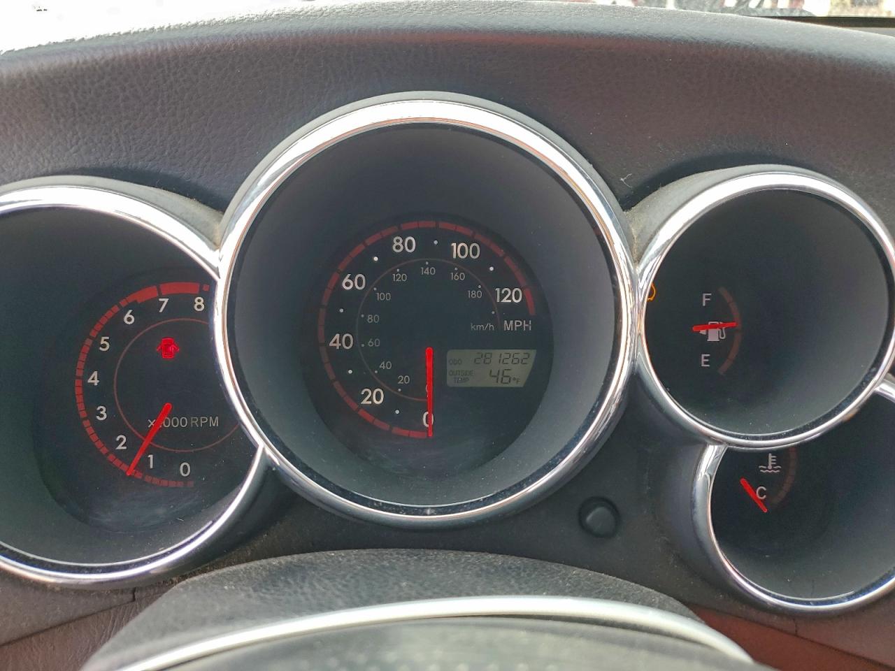2008 TOYOTA COROLLA MATRIX XR photo 9