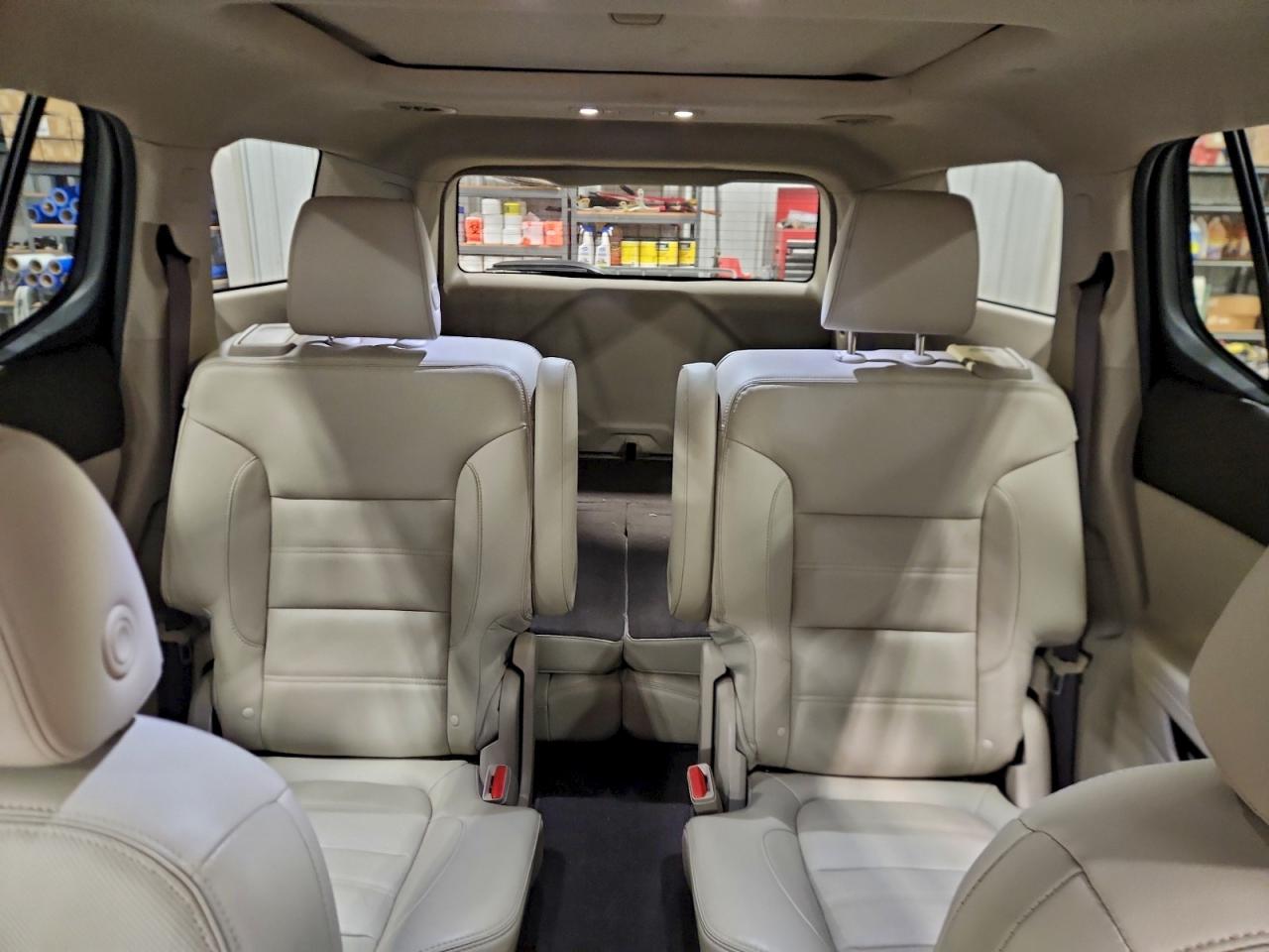 2017 GMC ACADIA DENALI photo 10
