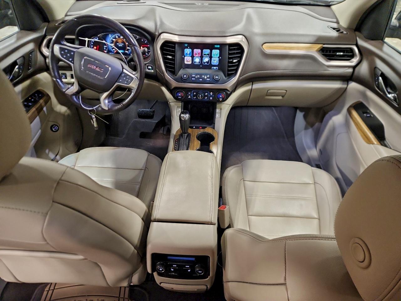 2017 GMC ACADIA DENALI photo 8