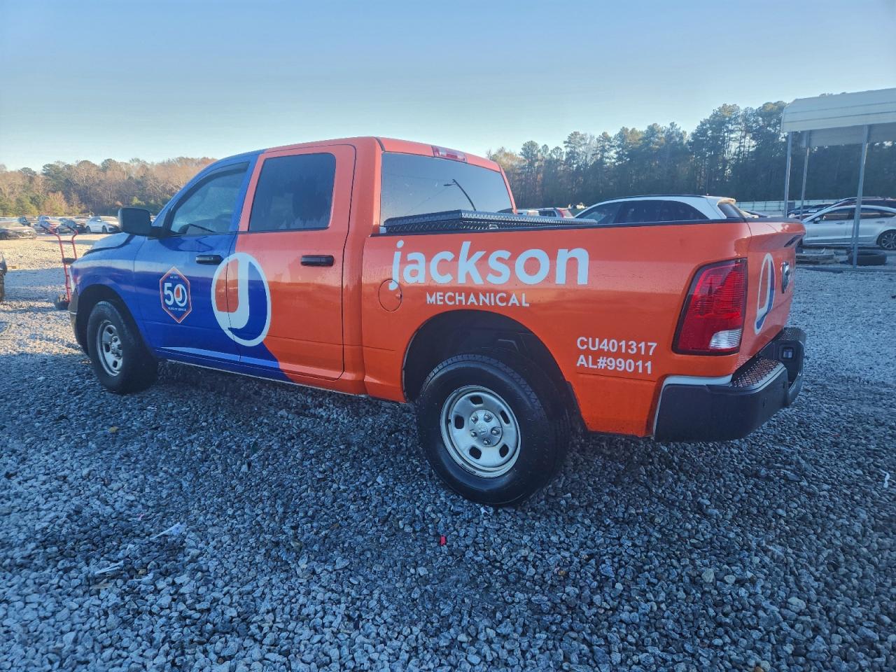 2022 RAM 1500 CLASSIC TRADESMAN photo 2