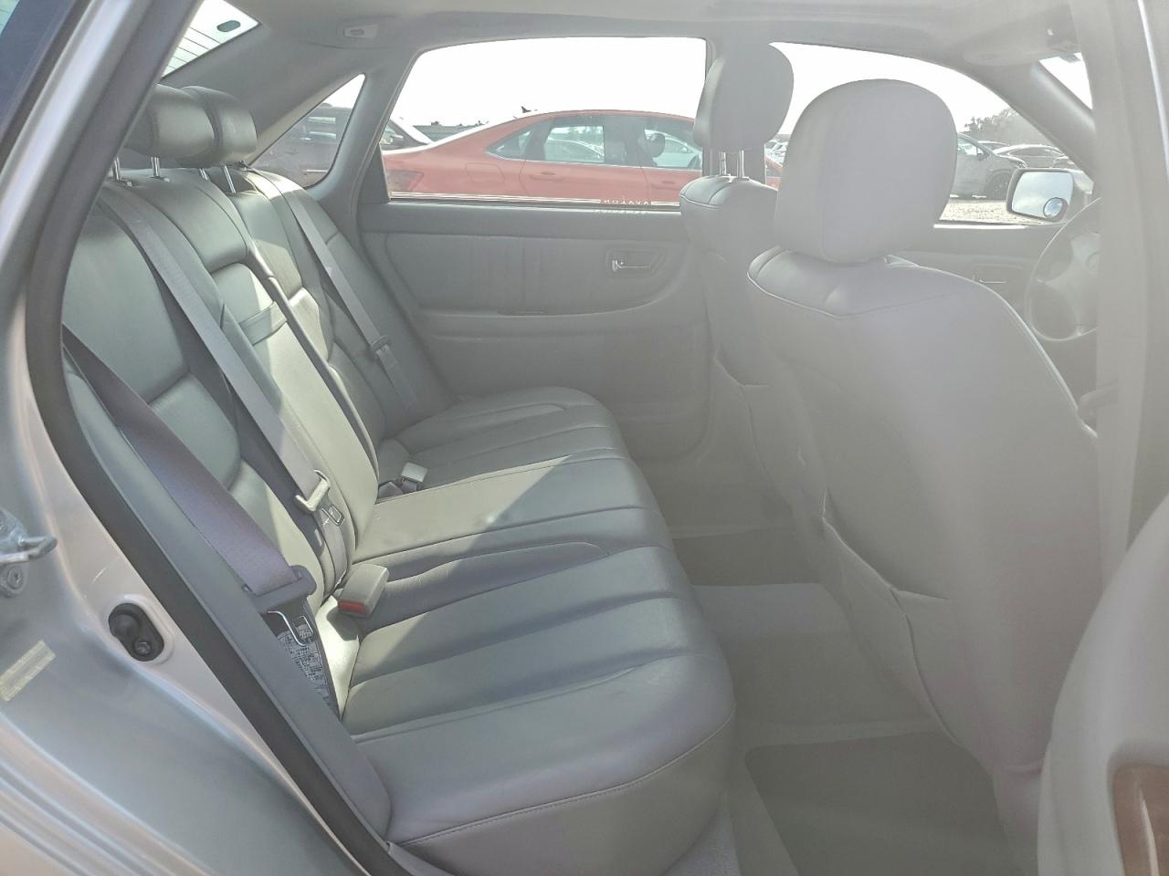 2001 TOYOTA AVALON XL photo 28