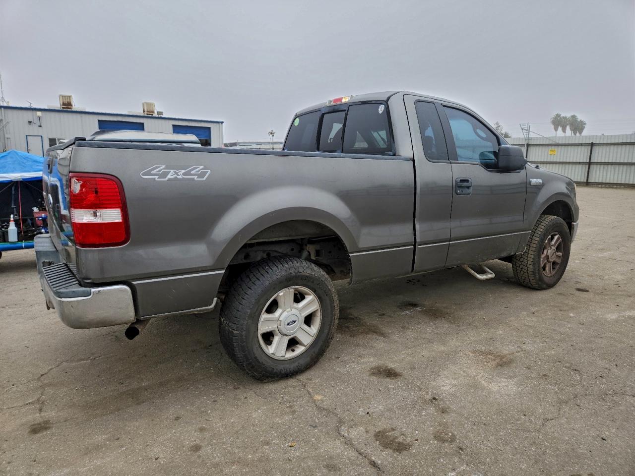 2004 FORD F150 photo 3