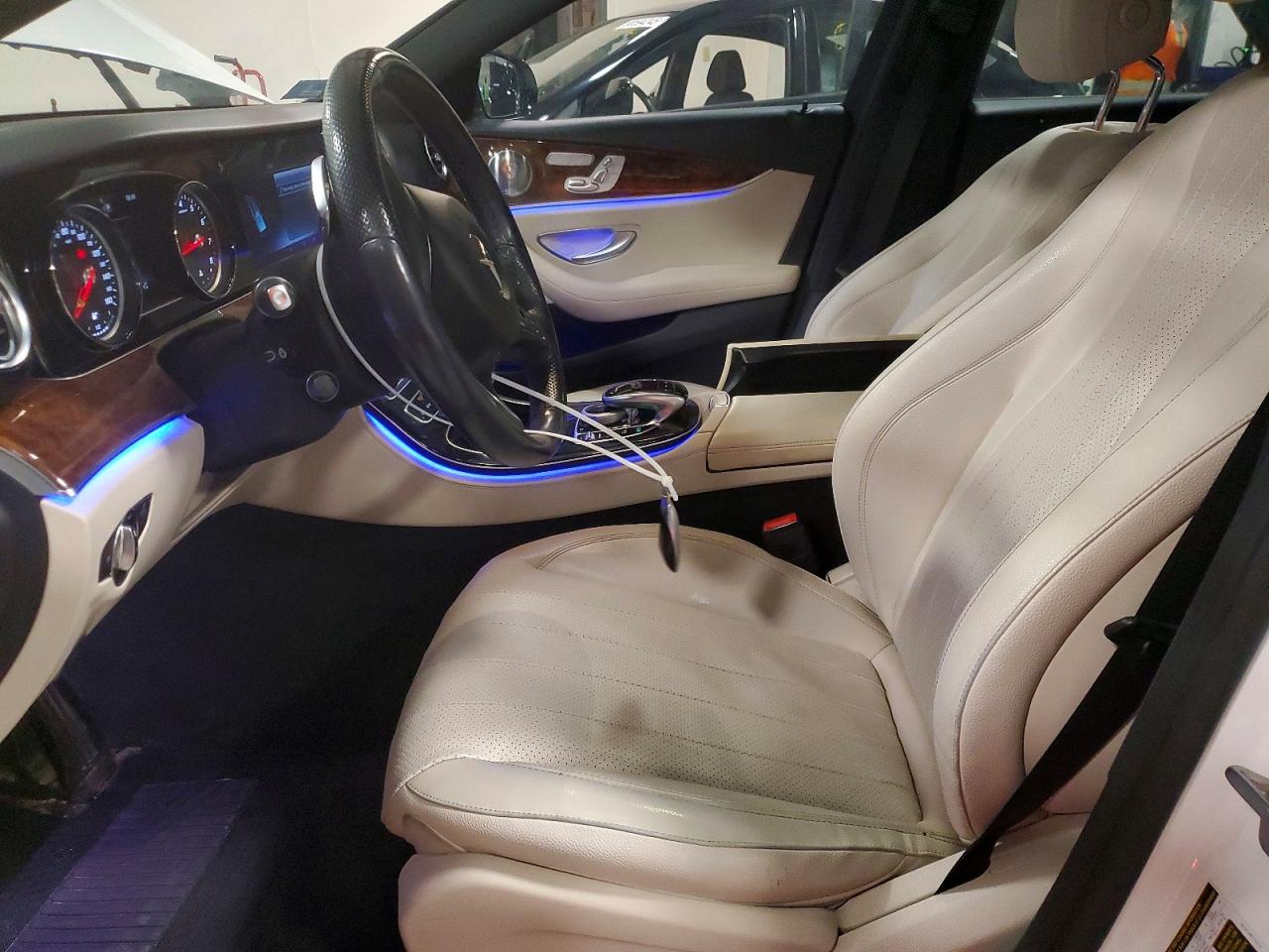 2017 MERCEDES-BENZ E 300 4MATIC photo 7