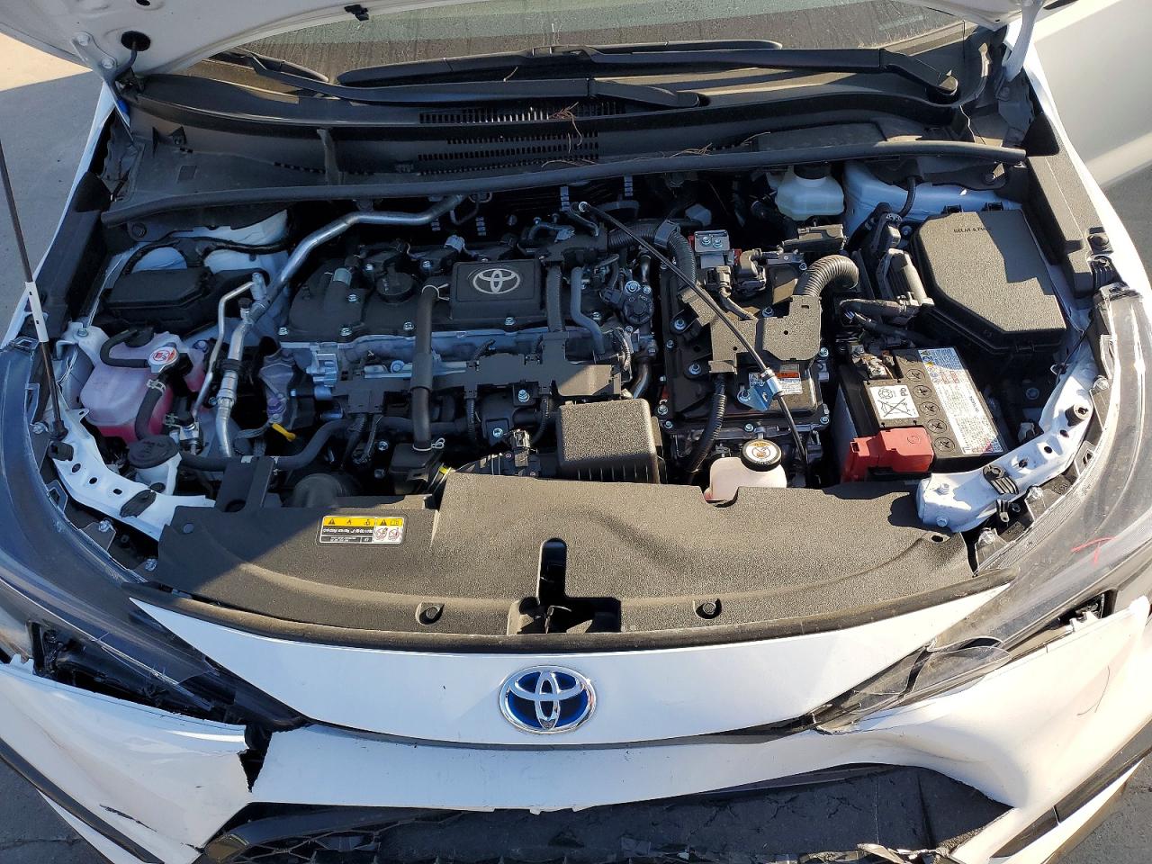 2025 TOYOTA COROLLA LE photo 11