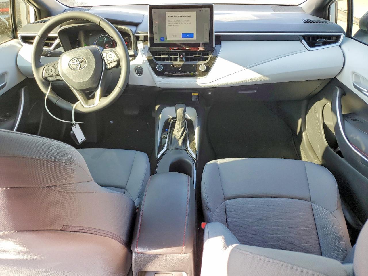 2025 TOYOTA COROLLA LE photo 8