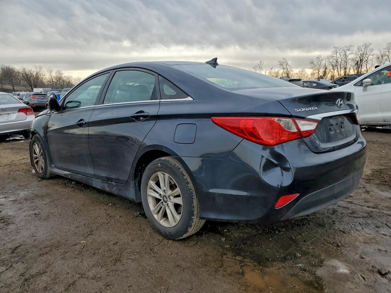 2014 HYUNDAI SONATA GLS photo 2