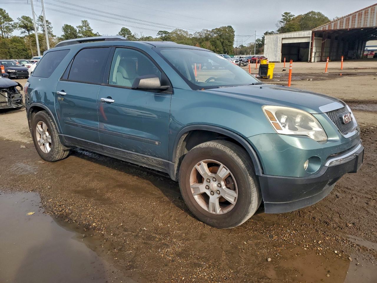2009 GMC ACADIA SLE photo 4