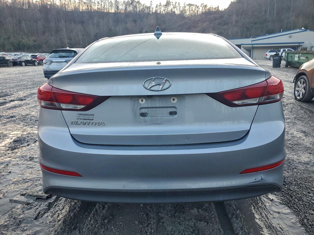2017 HYUNDAI ELANTRA SE photo 11