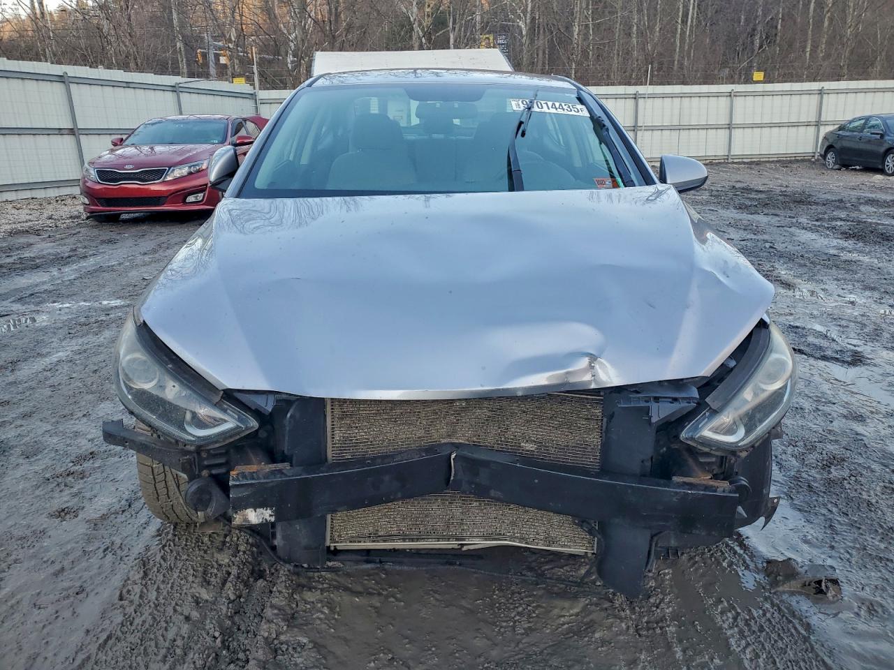 2017 HYUNDAI ELANTRA SE photo 9