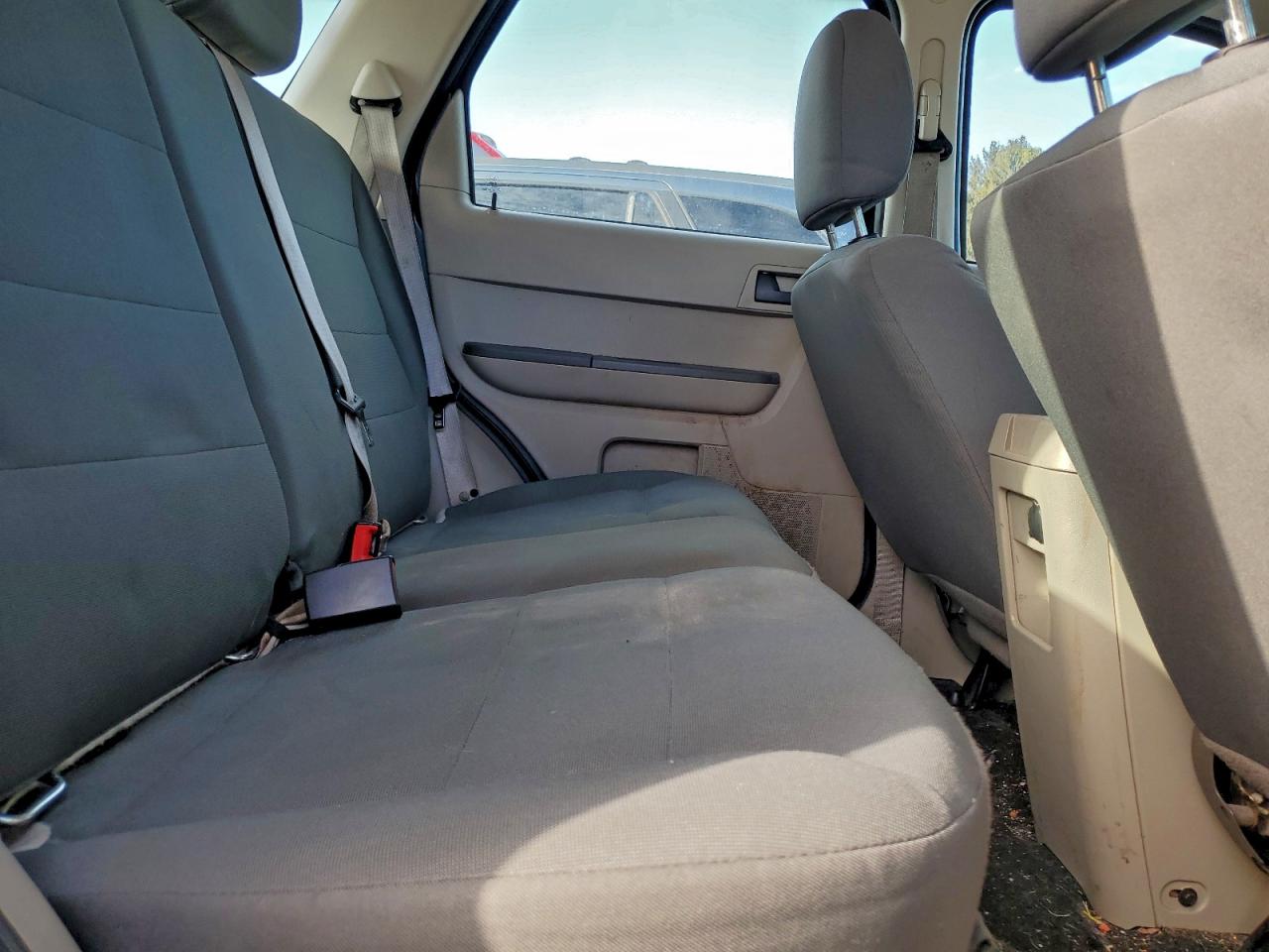 2012 FORD ESCAPE XLS photo 11