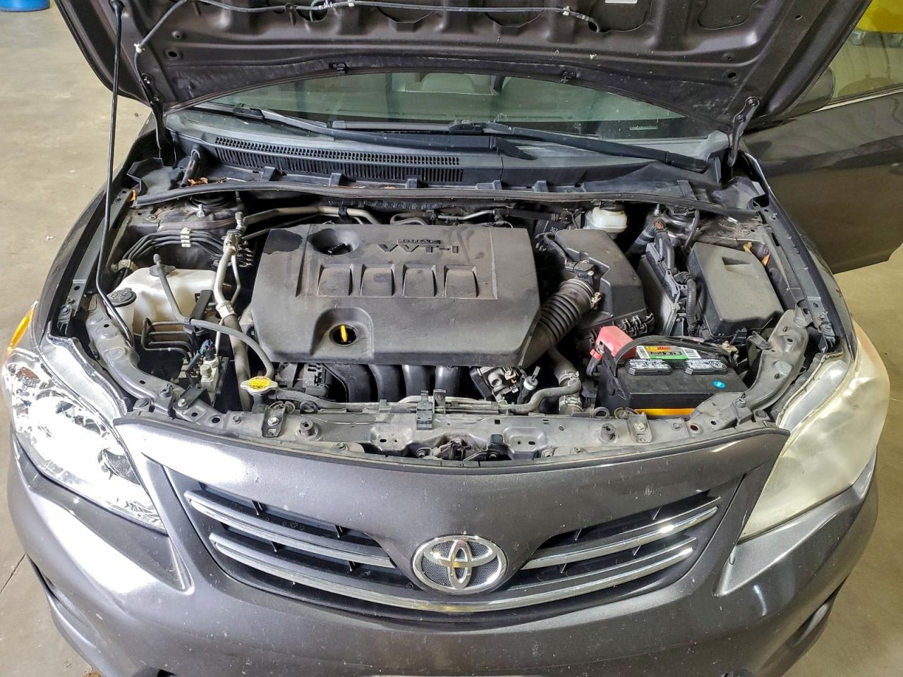 2013 TOYOTA COROLLA BASE photo 11