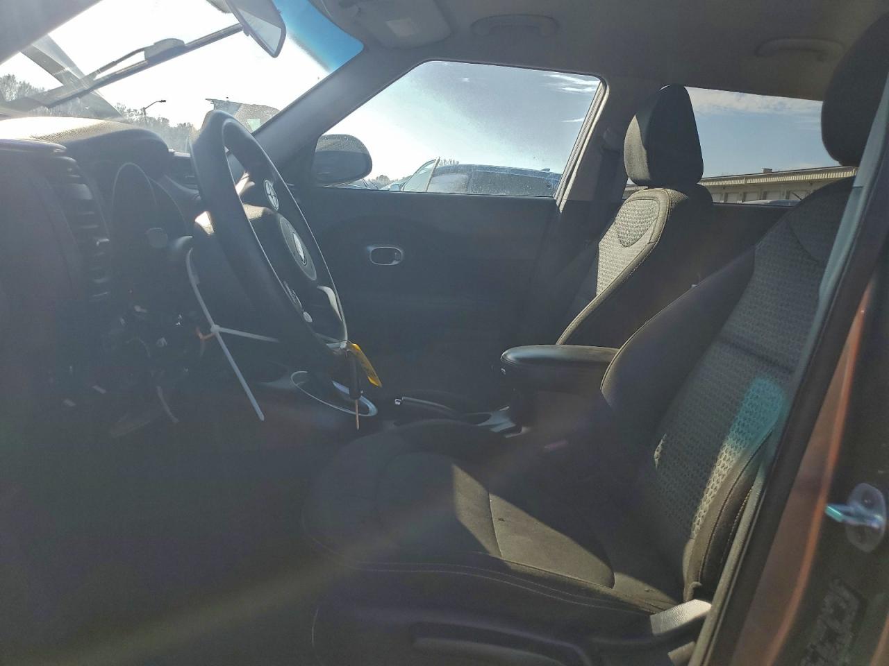 2016 KIA SOUL + photo 7