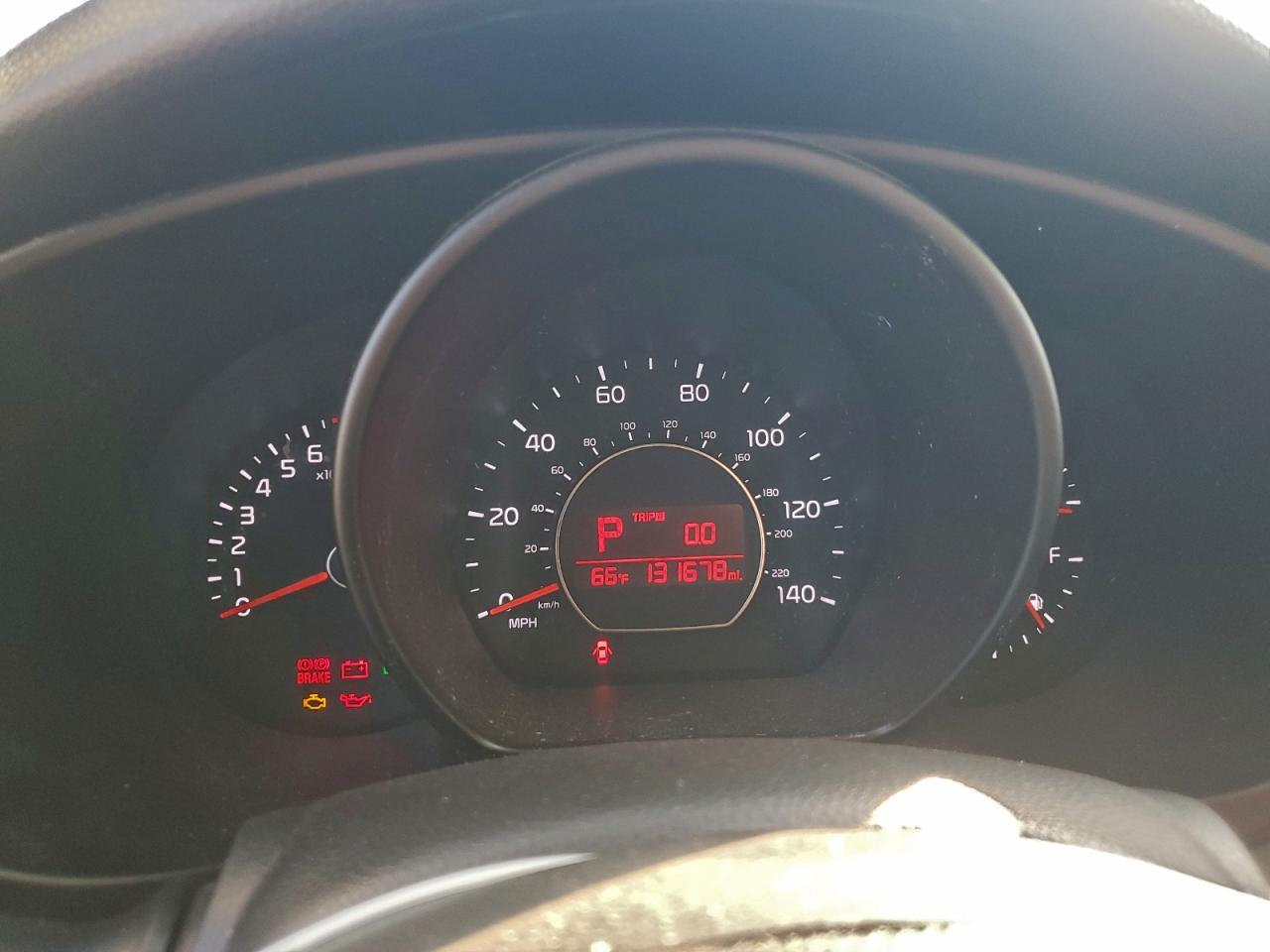 2016 KIA SOUL + photo 9
