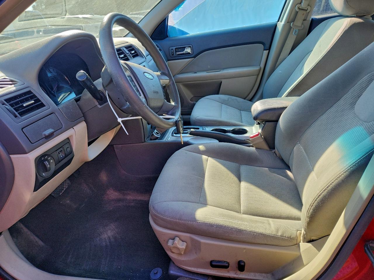2012 FORD FUSION SE photo 13