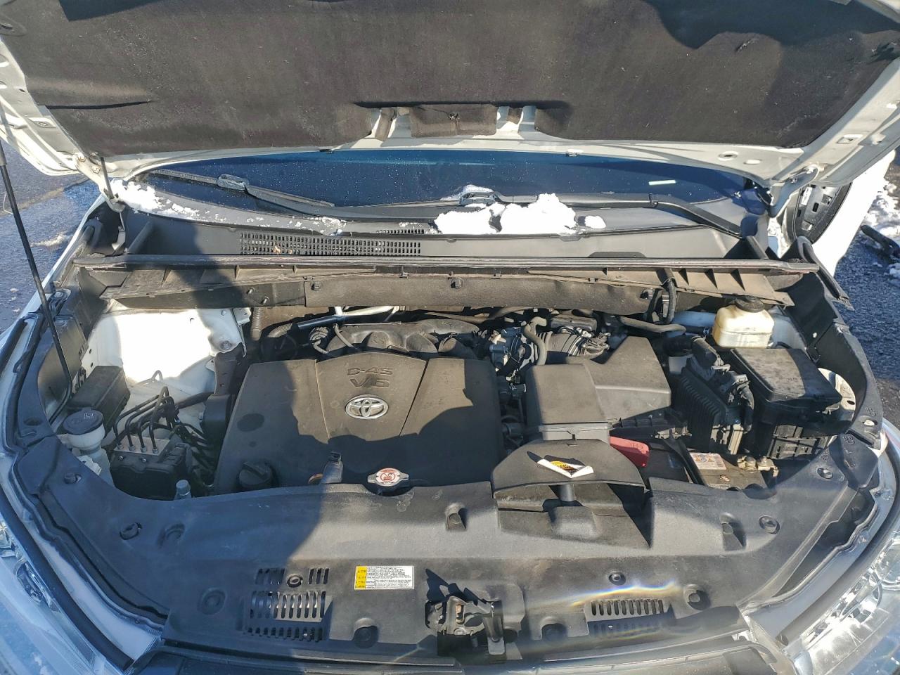 2018 TOYOTA HIGHLANDER LE photo 21
