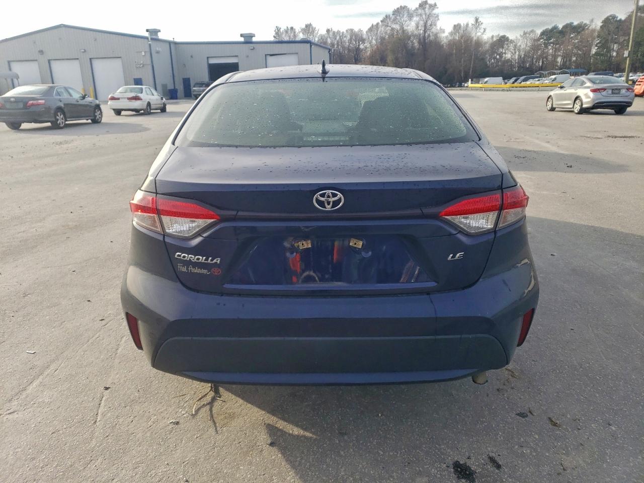 2020 TOYOTA COROLLA LE photo 11