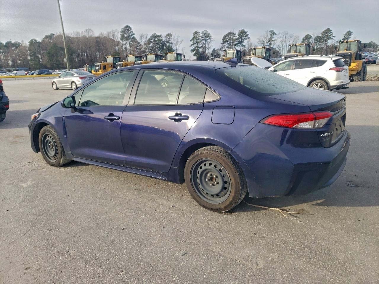 2020 TOYOTA COROLLA LE photo 3