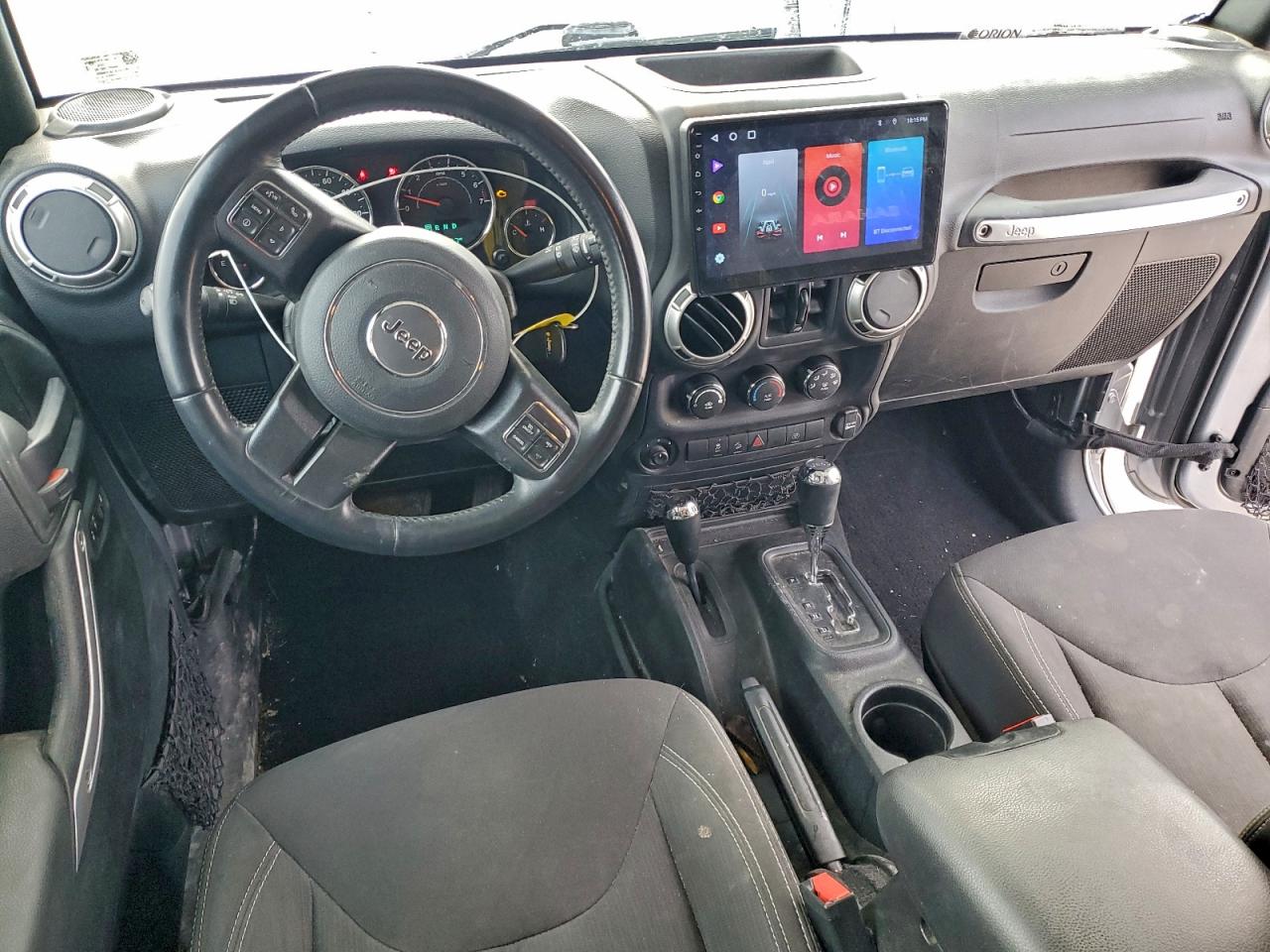 2018 JEEP WRANGLER photo 8