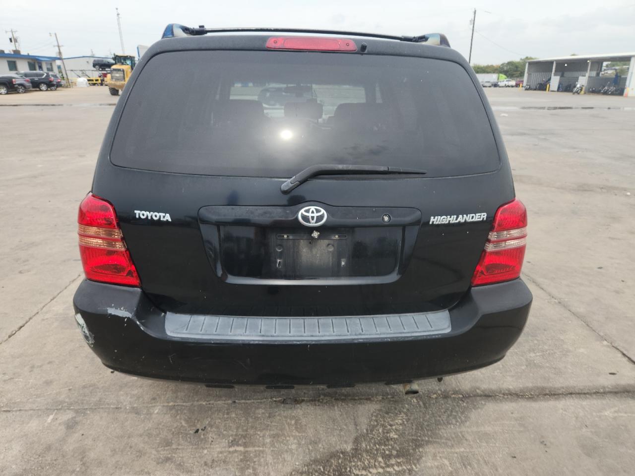 2003 TOYOTA HIGHLANDER photo 6