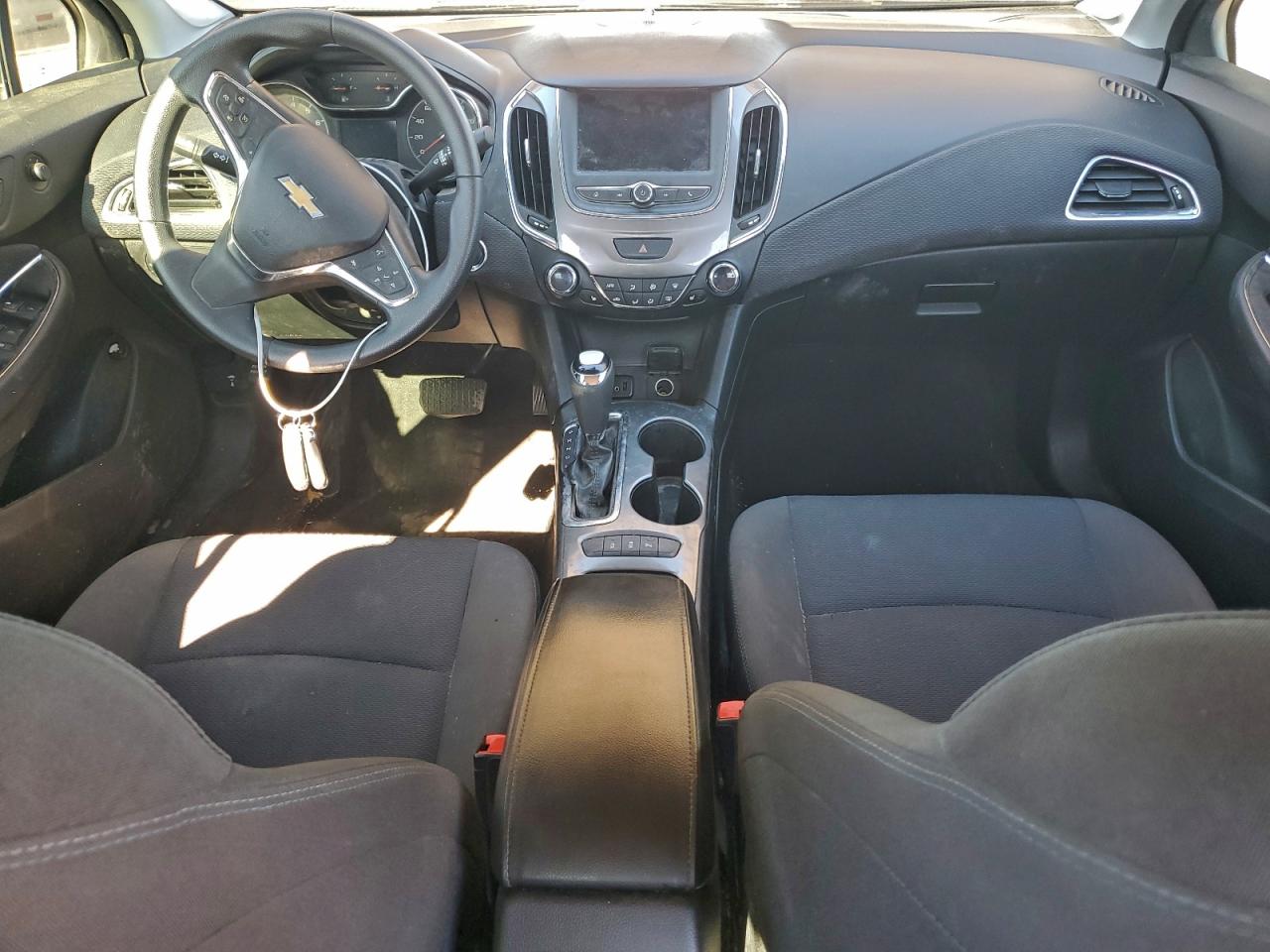 2019 CHEVROLET CRUZE LT photo 15