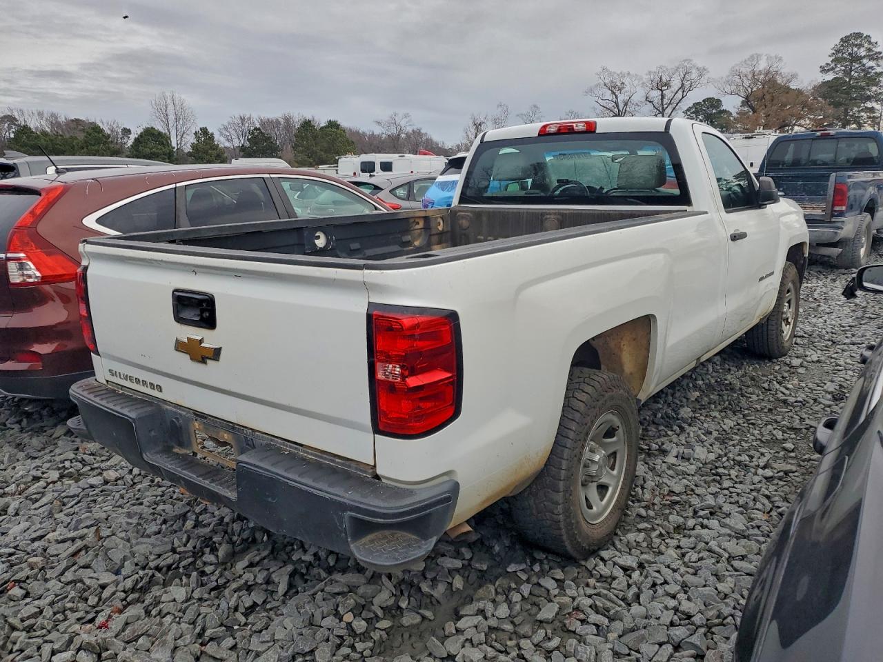 2016 CHEVROLET SILVERADO C1500 photo 3