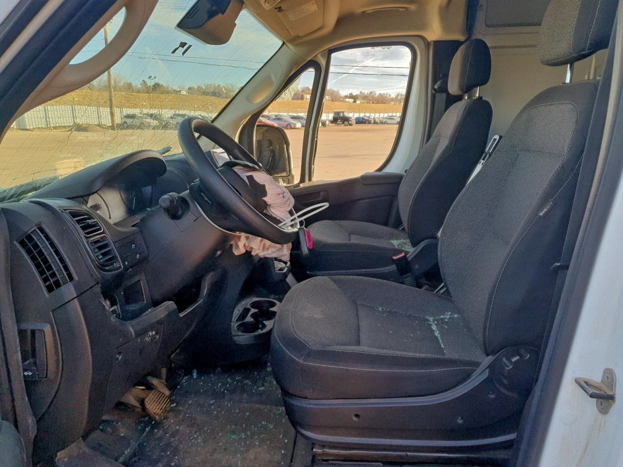 2025 RAM PROMASTER 2500 DELIVERY VAN photo 13