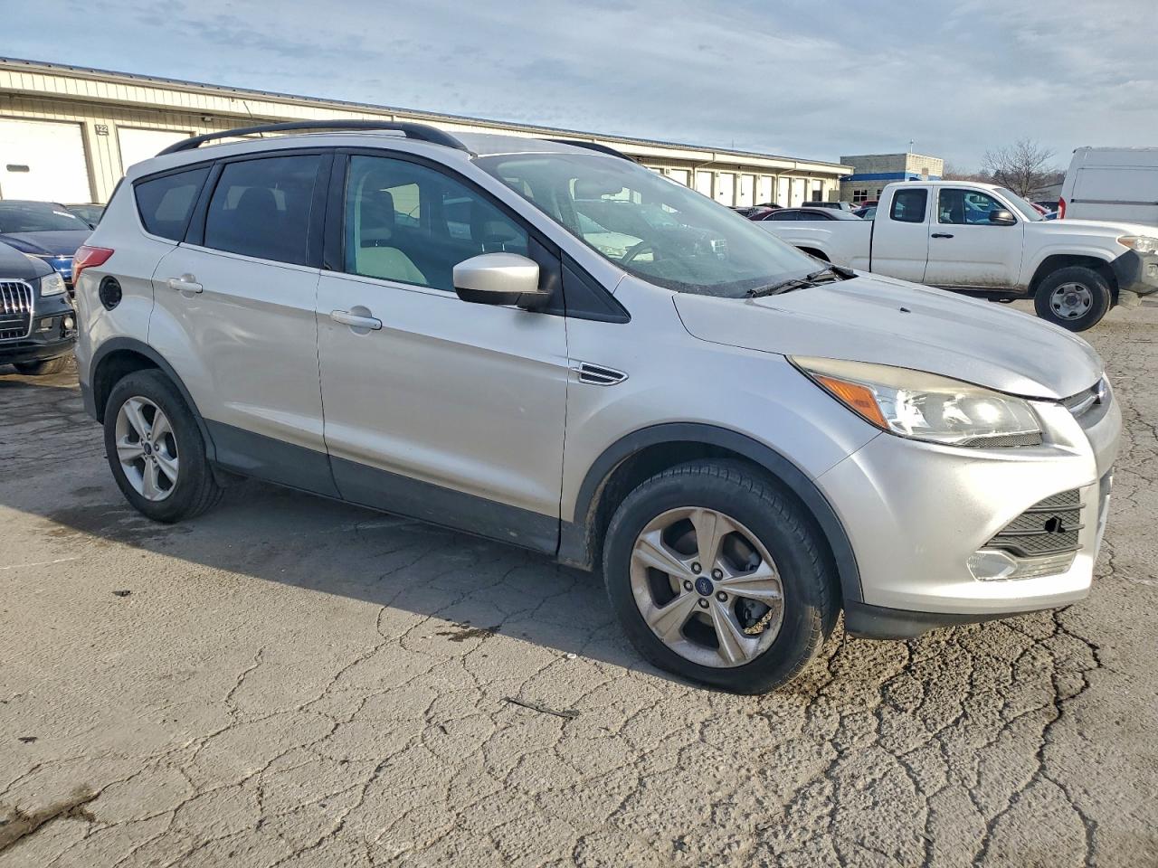 2014 FORD ESCAPE SE photo 4