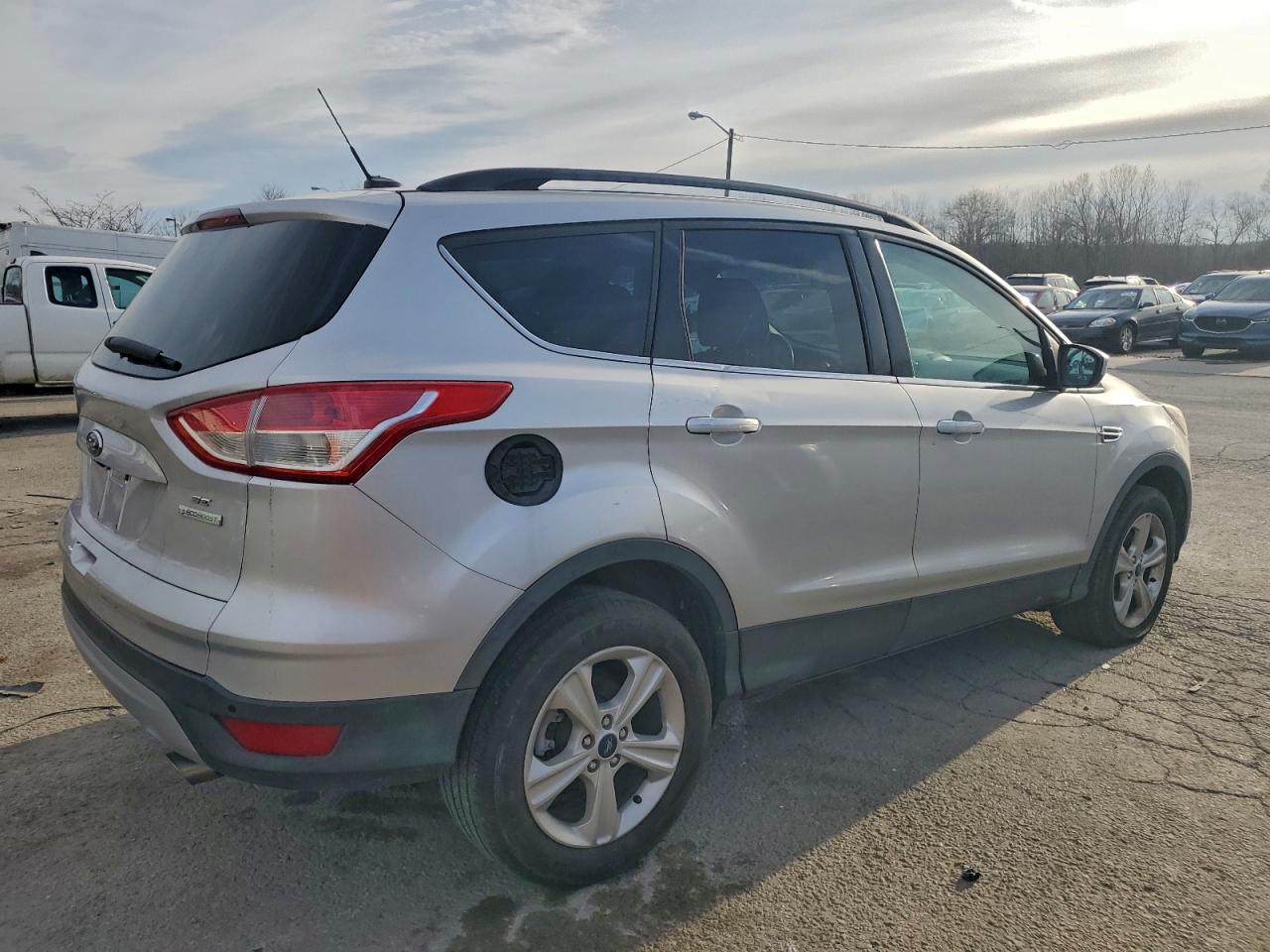 2014 FORD ESCAPE SE photo 3