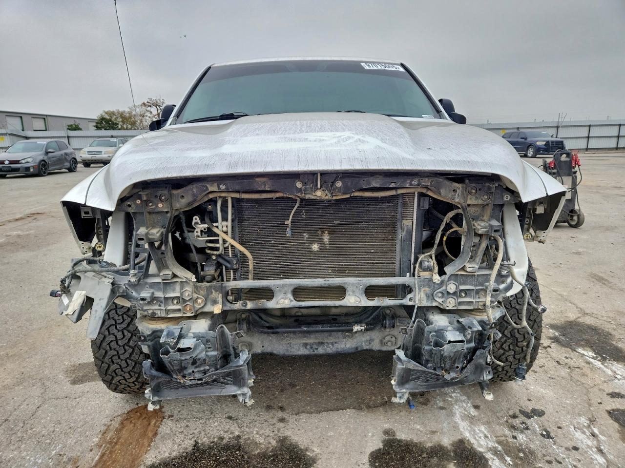 2014 RAM 1500 SLT photo 9