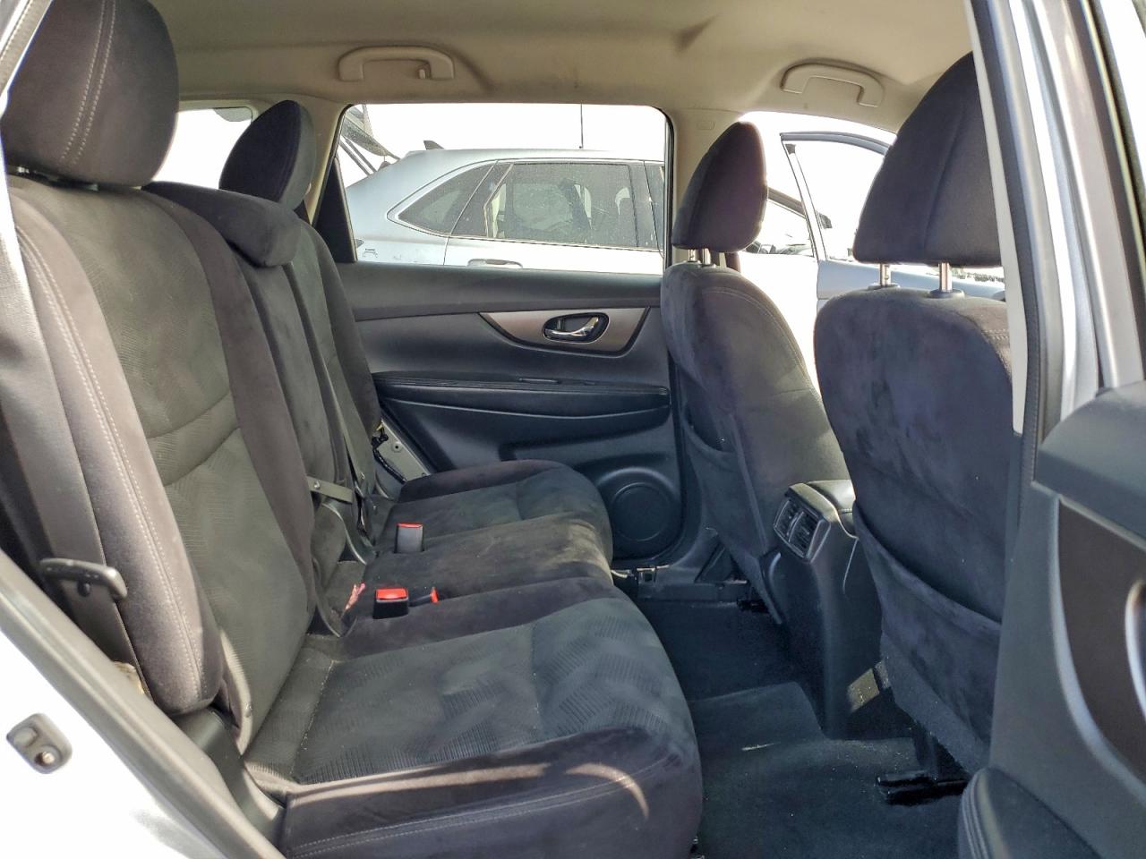 2014 NISSAN ROGUE S photo 21