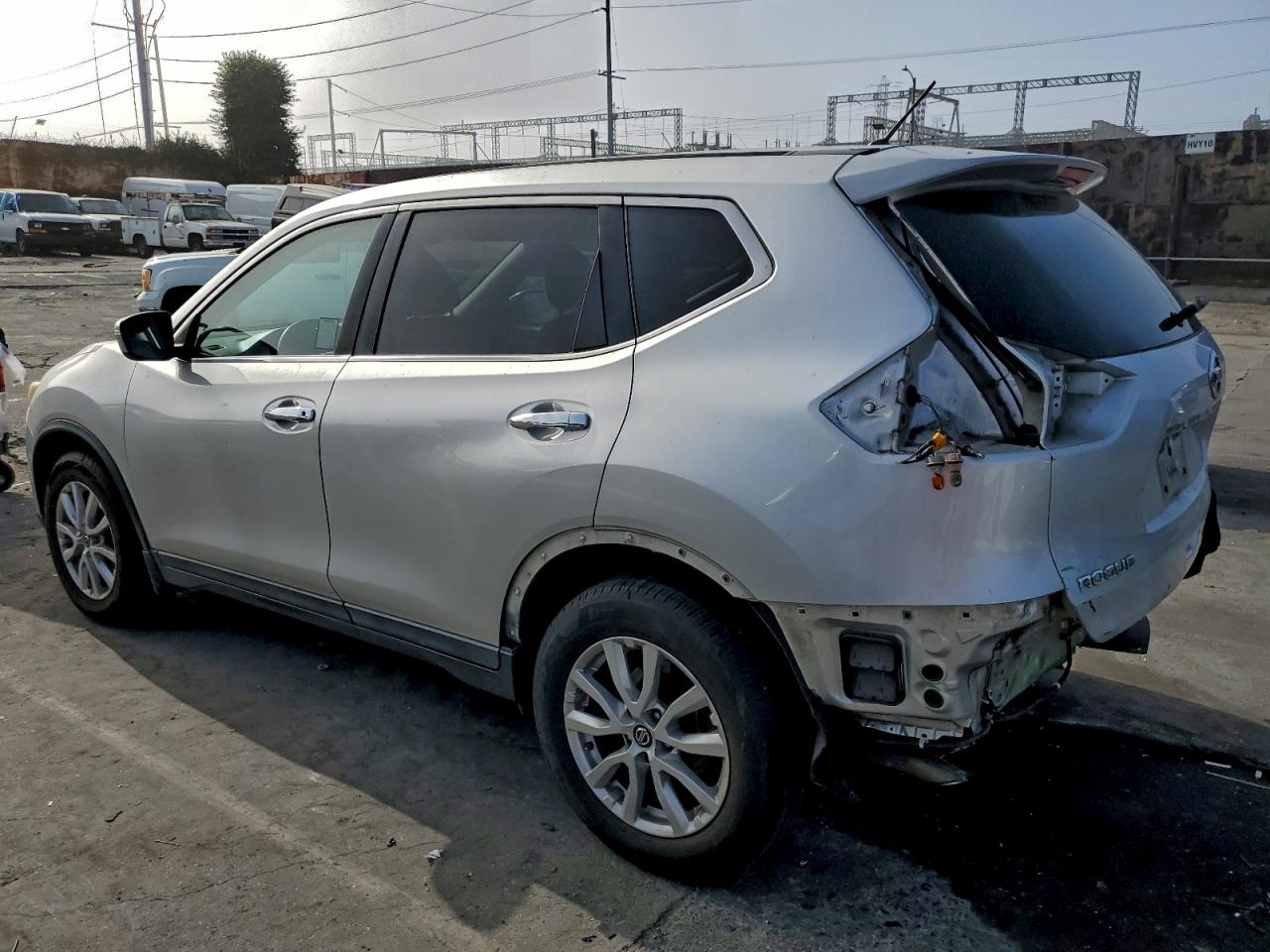 2014 NISSAN ROGUE S photo 3