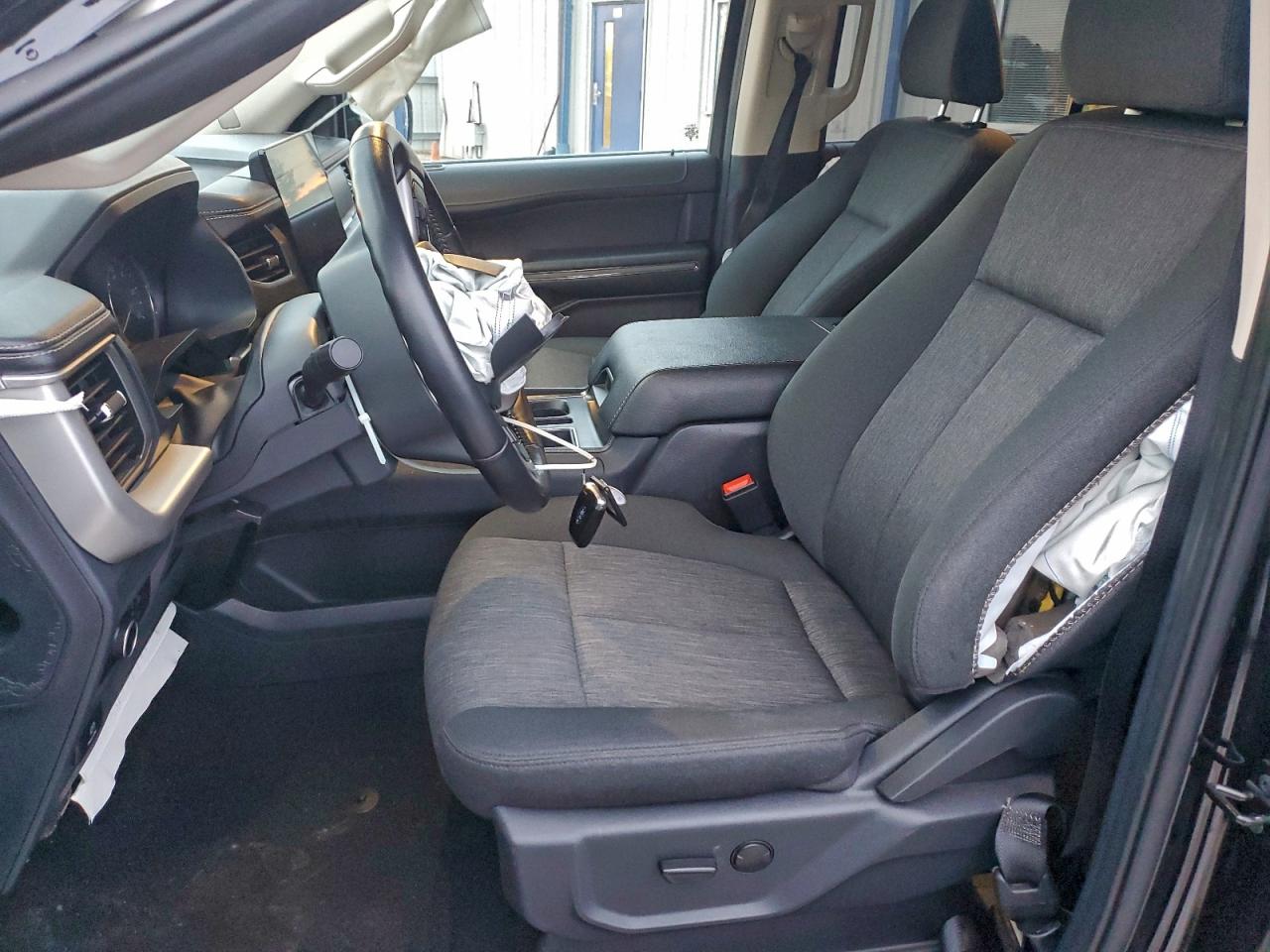 2024 FORD EXPEDITION XLT photo 19