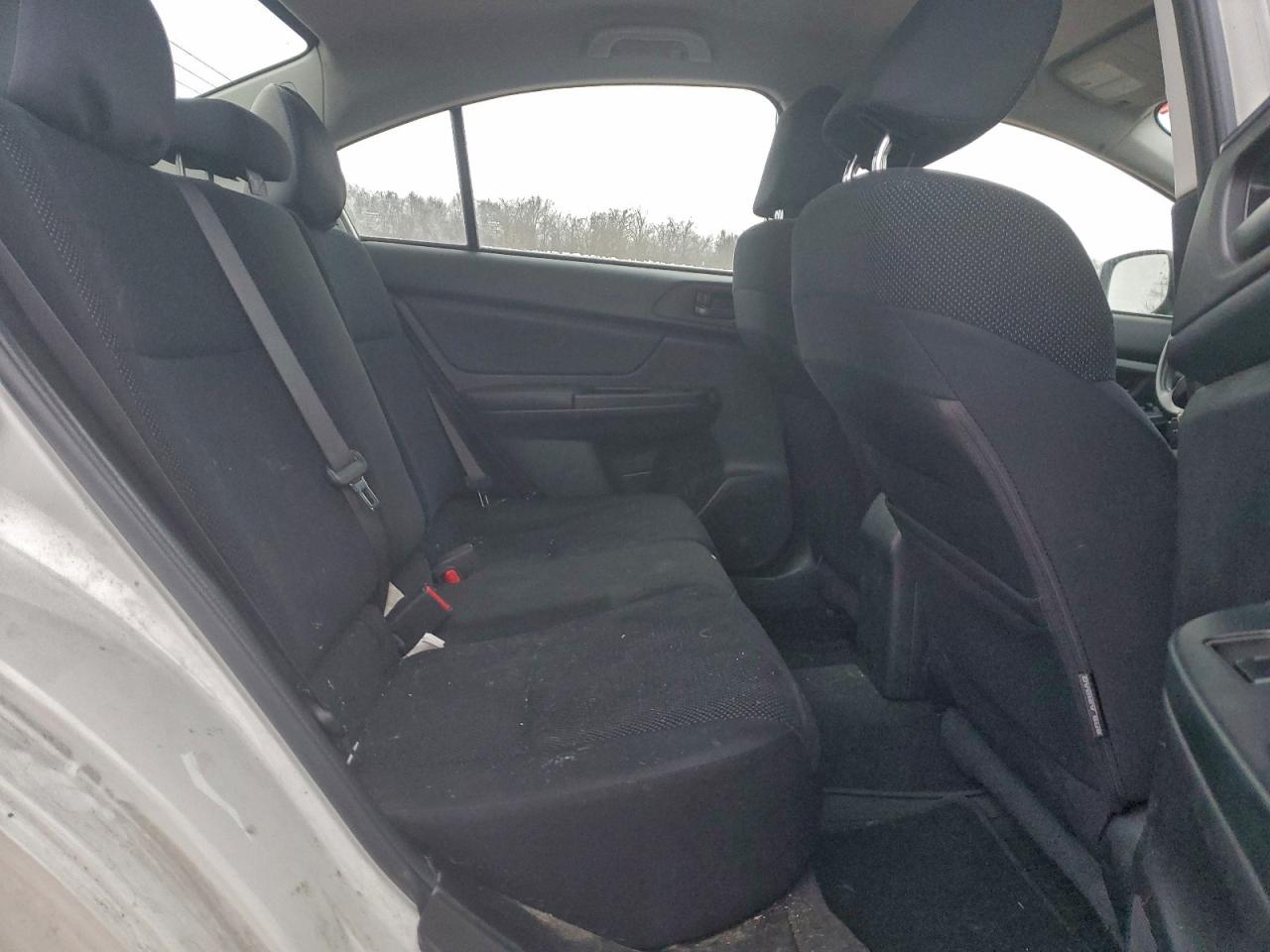 2014 SUBARU IMPREZA photo 10