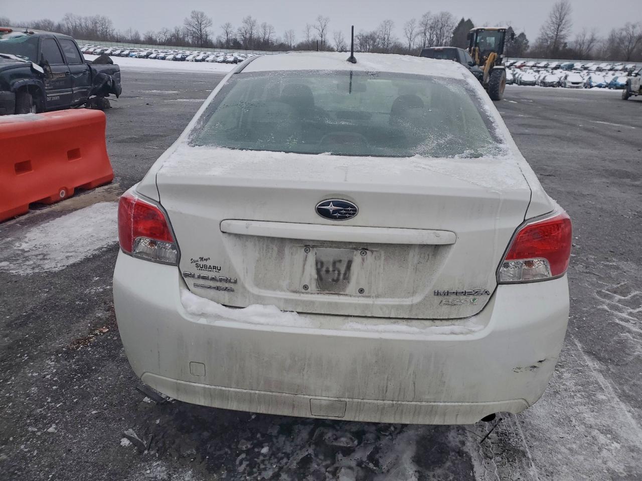 2014 SUBARU IMPREZA photo 6