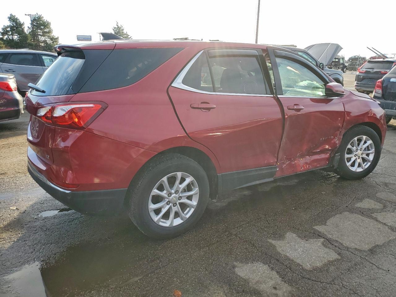 2020 CHEVROLET EQUINOX LT photo 3
