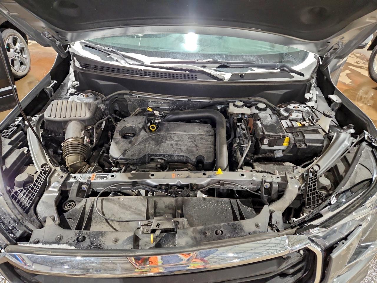 2024 GMC TERRAIN SLE photo 12