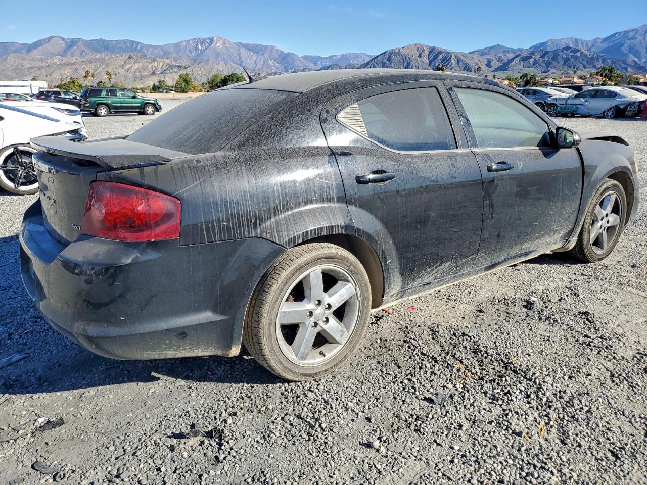 2013 DODGE AVENGER SXT photo 3