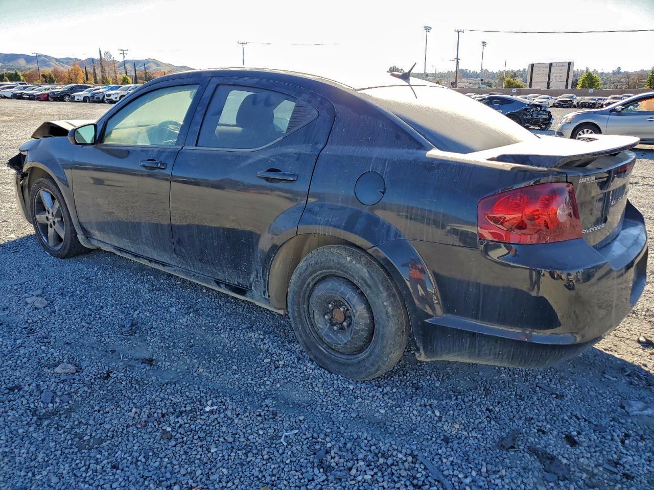 2013 DODGE AVENGER SXT photo 2