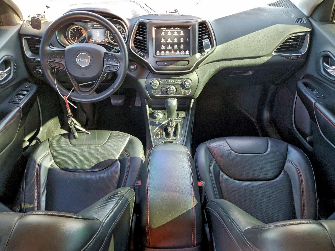 2019 JEEP CHEROKEE TRAILHAWK photo 8