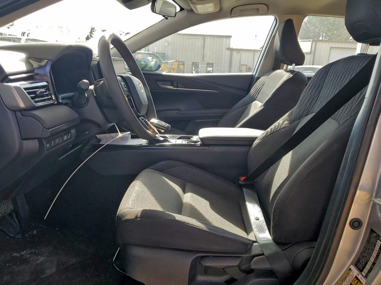 2025 TOYOTA CAMRY XSE photo 7