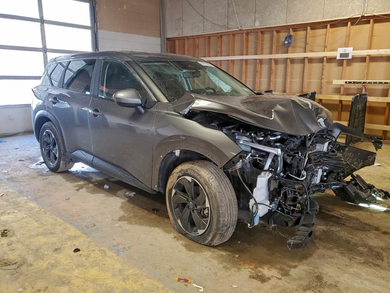 2025 NISSAN ROGUE SV photo 4