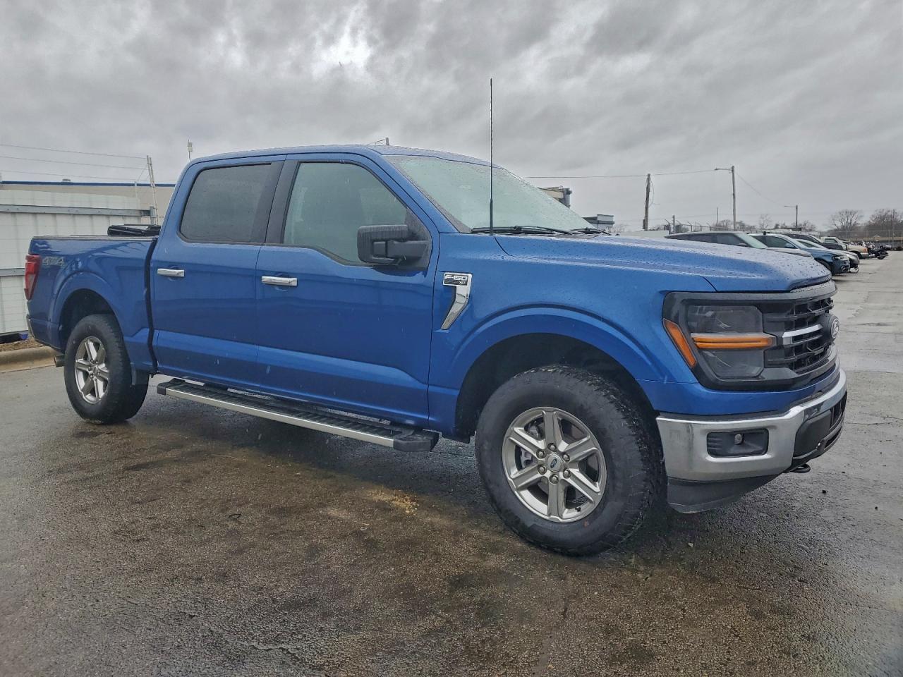 2025 FORD F150 XLT photo 4