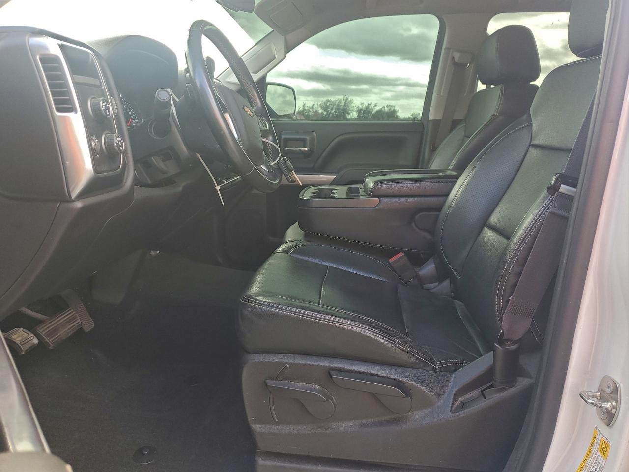 2015 CHEVROLET SILVERADO K1500 LT photo 7