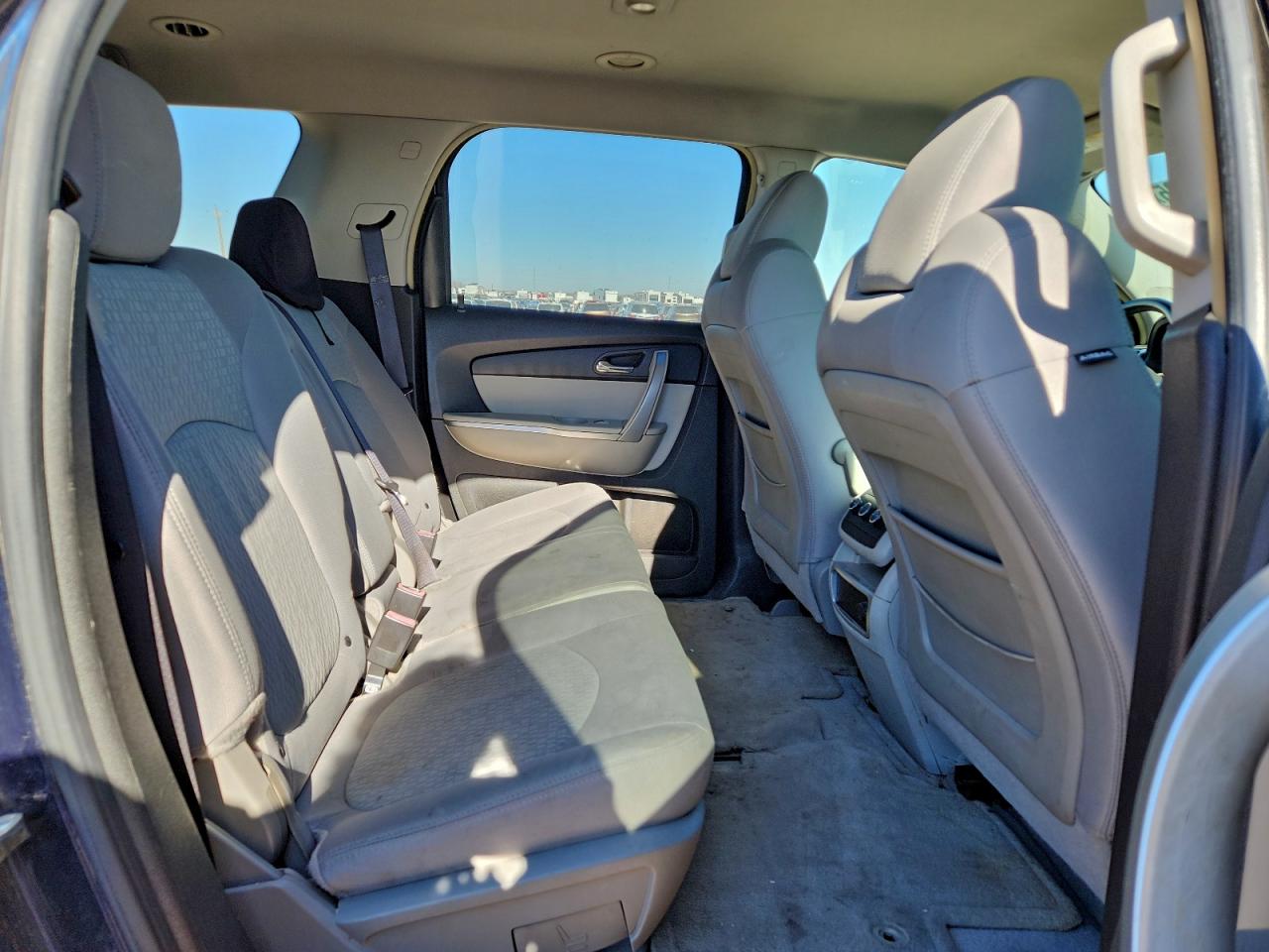 2009 GMC ACADIA SLE photo 11